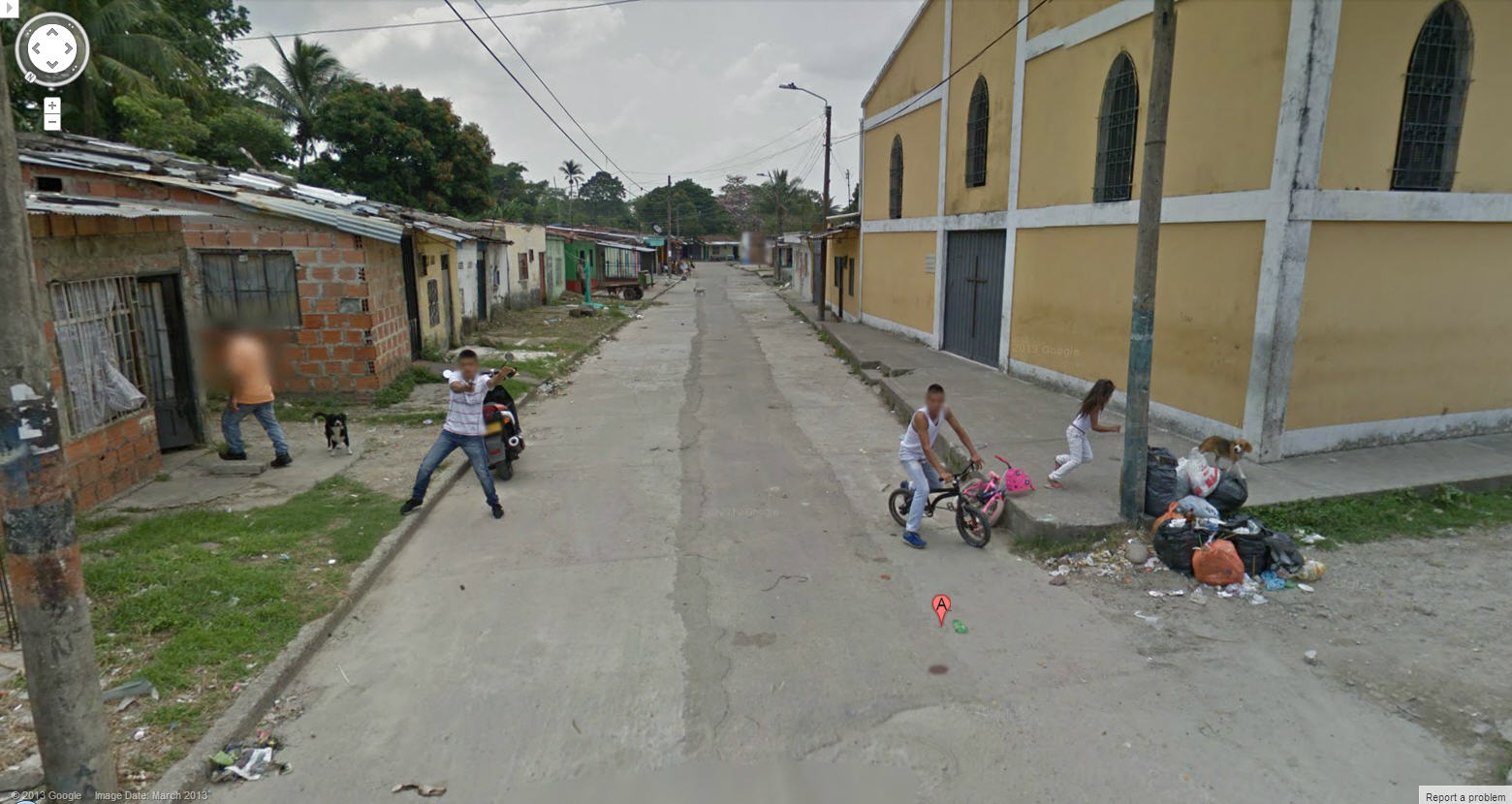 People shooting at the Google Street View car in Colombia